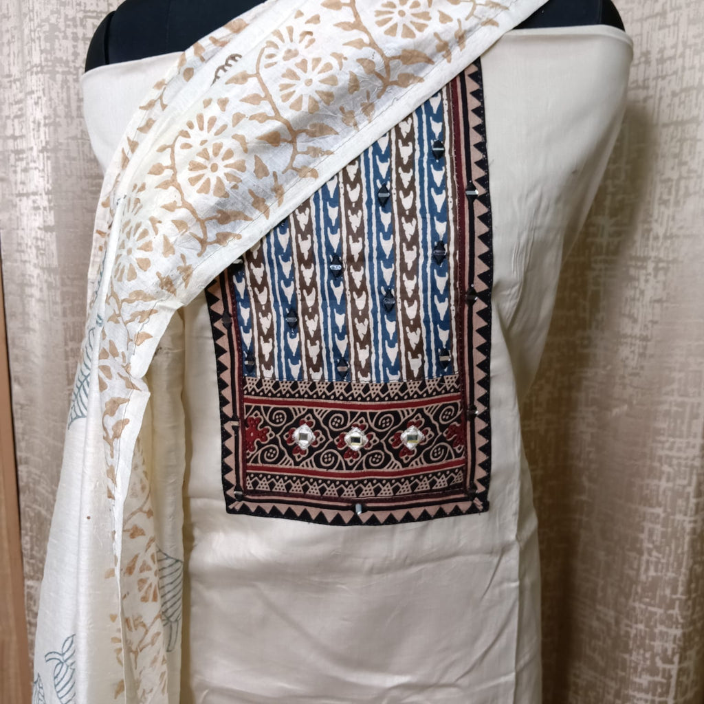 Cream Ethnic Printed Cotton Chudithar Dress Material with Dupatta