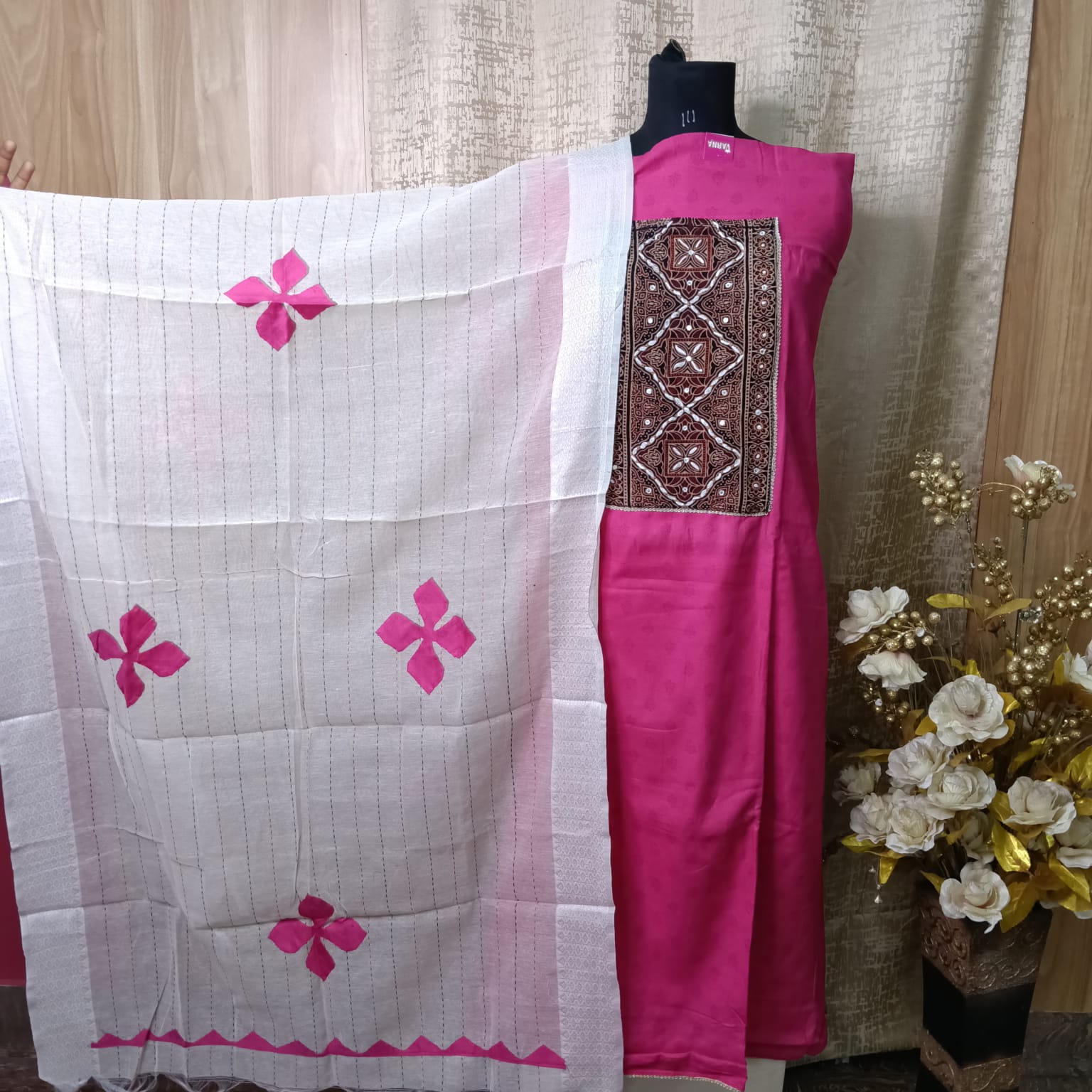 💖 Fuchsia Pink Rayon Cotton Chudithar Dress Material with Kalamkari Patch