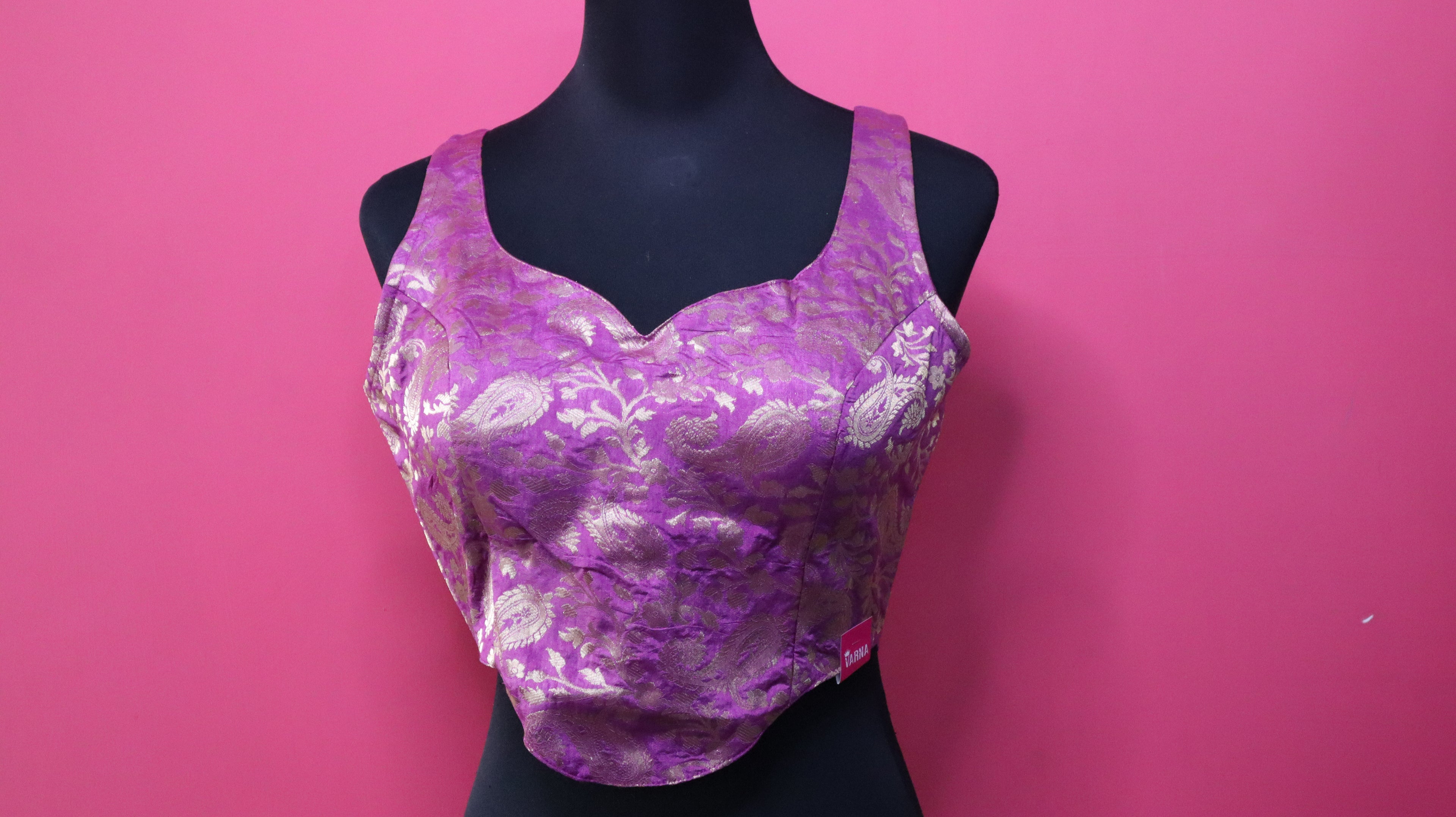Women's Orchid Purple Banarasi Brocade Sweetheart Neck Sleeveless Readymade Blouse