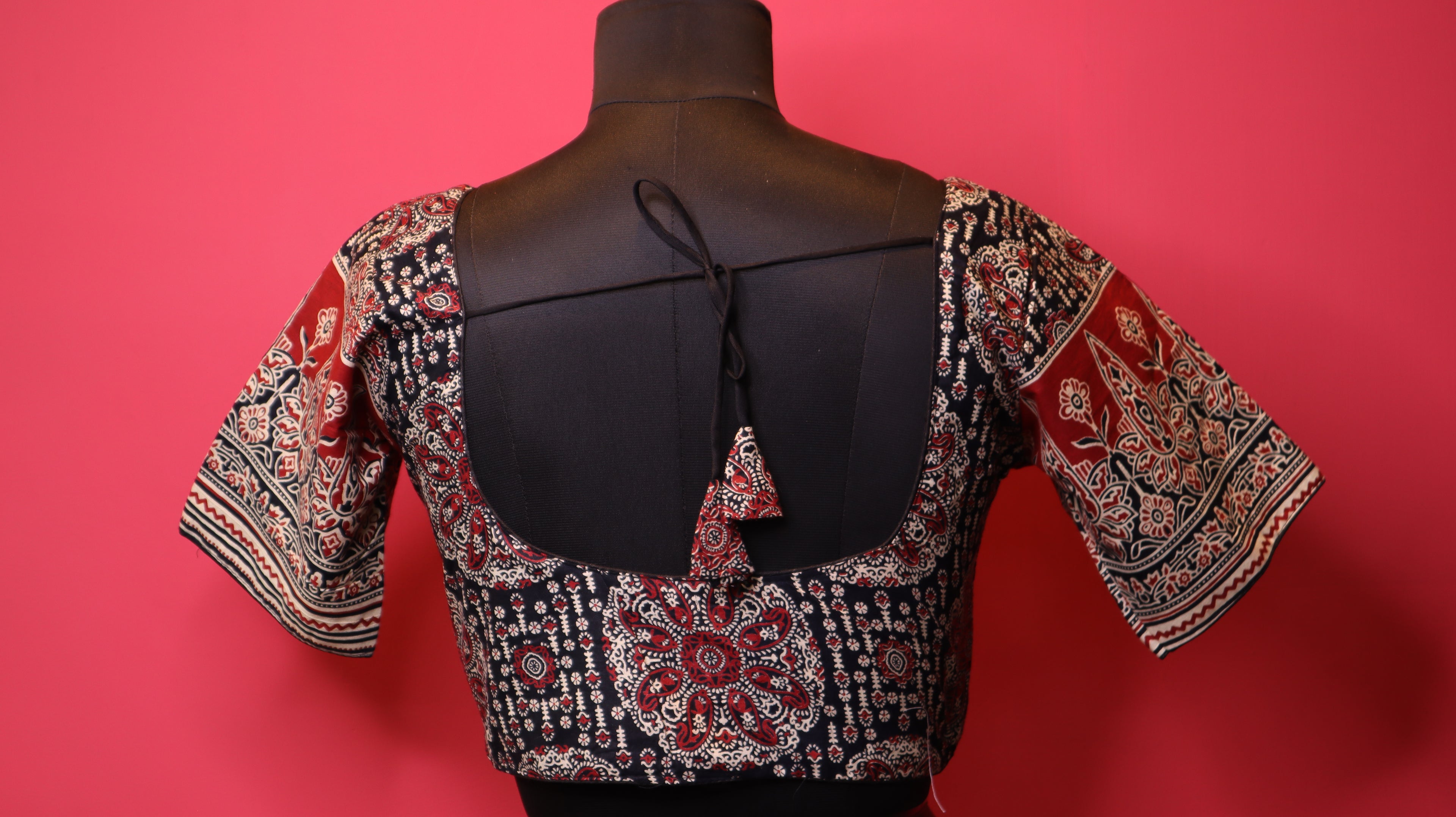 Black Printed Saree Blouse with Red & White Ethnic Border Sleeves | Round Neck Blouse