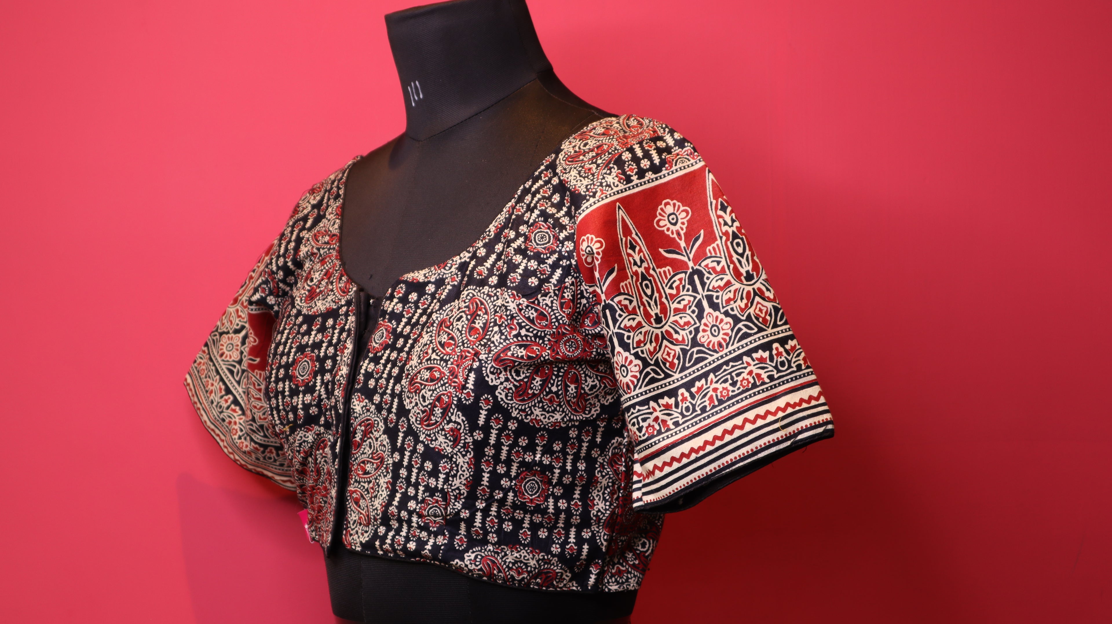 Black Printed Saree Blouse with Red & White Ethnic Border Sleeves | Round Neck Blouse