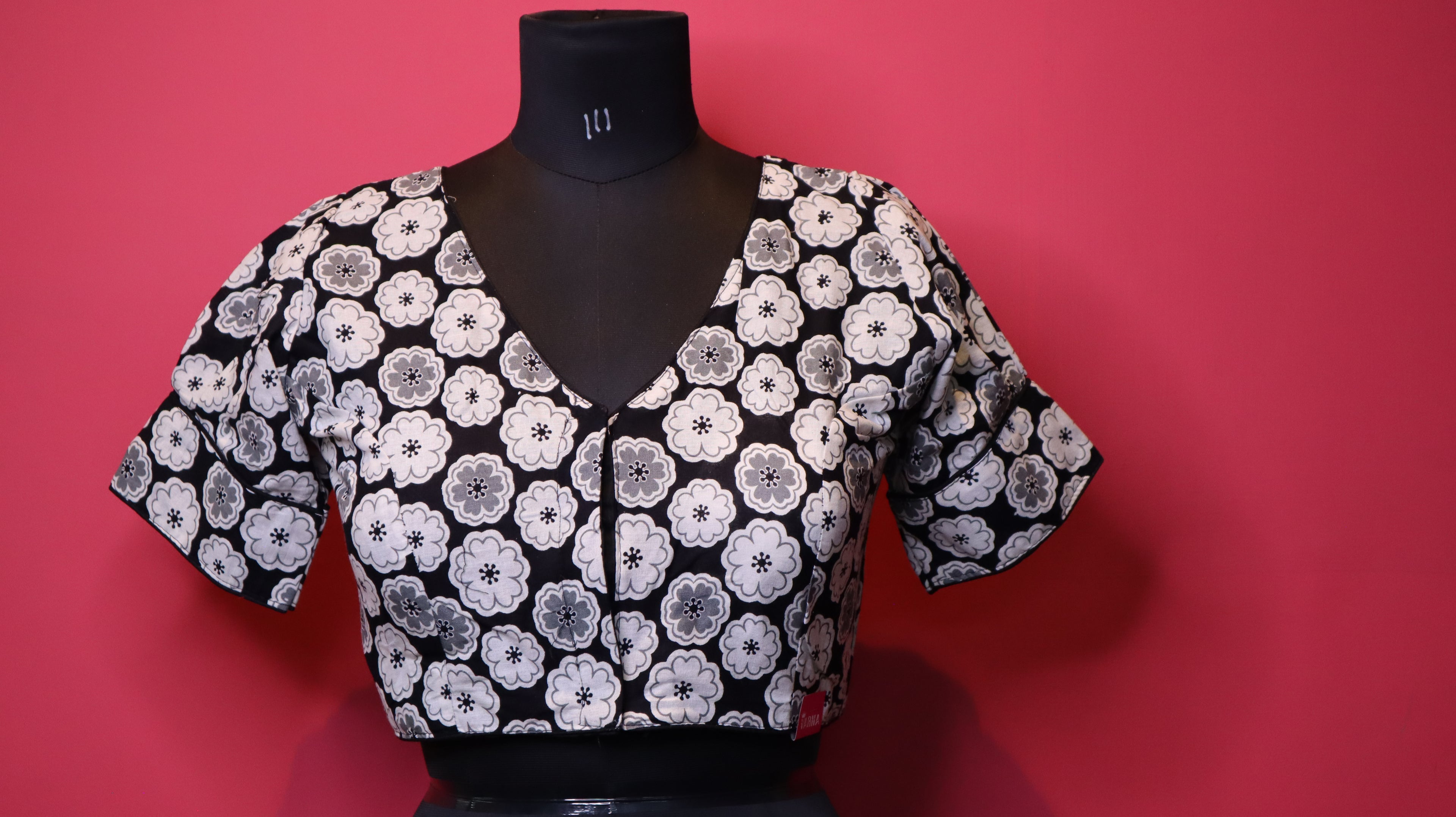 Black & White Floral Print V-Neck Cotton Saree Blouse for Women | Designer Ethnic Blouse