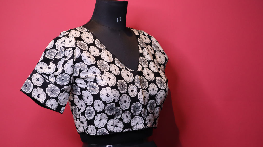 Black & White Floral Print V-Neck Cotton Saree Blouse for Women | Designer Ethnic Blouse