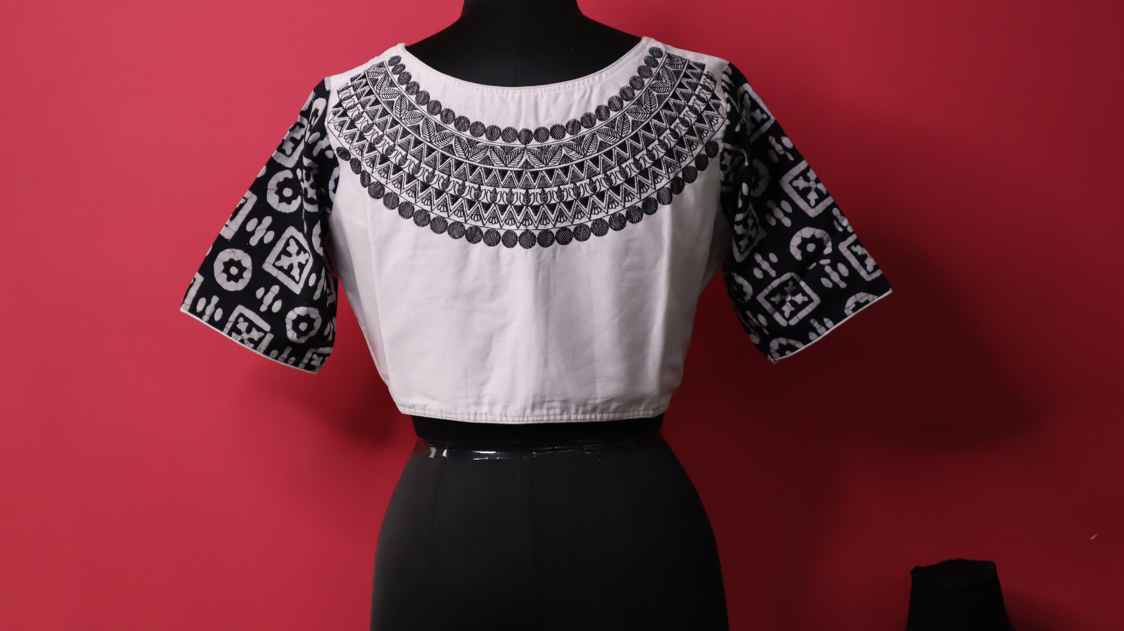 Black and White Traditional Designer Saree Blouse for Women