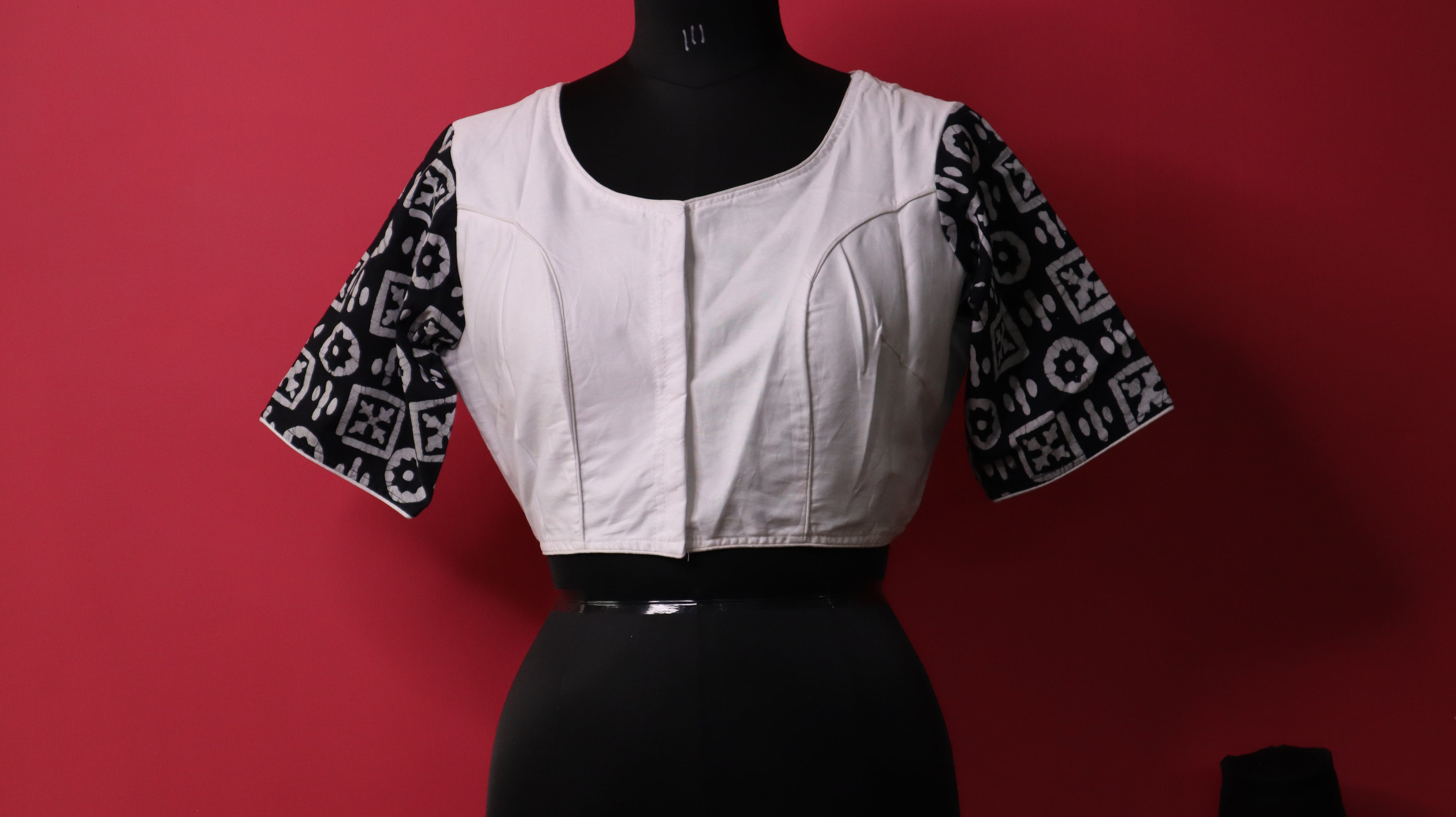 Black and White Traditional Designer Saree Blouse for Women