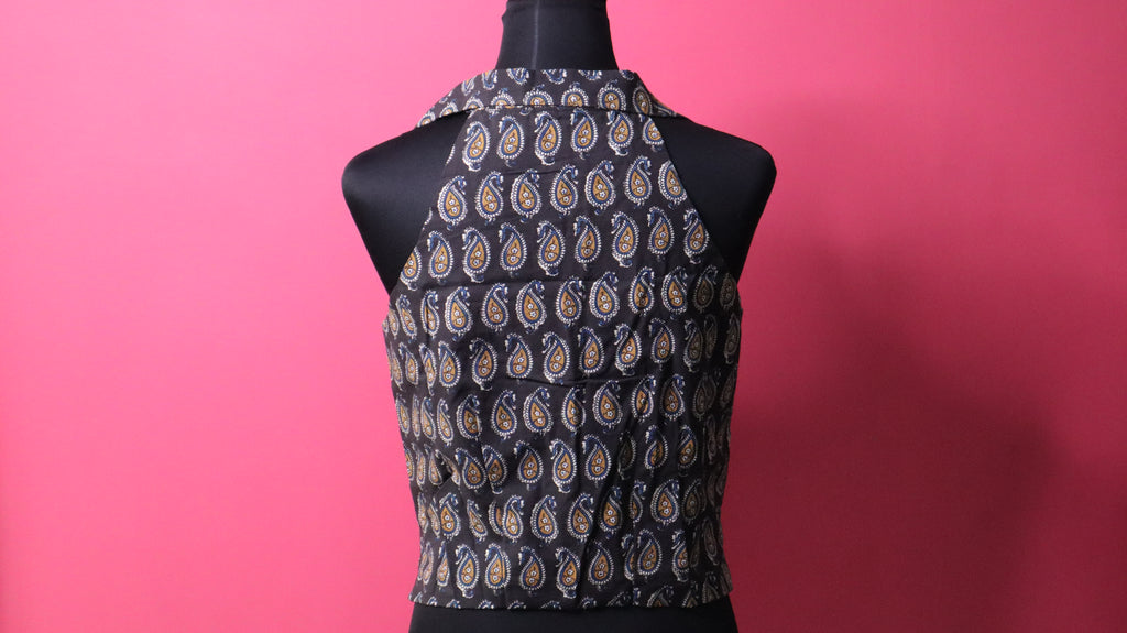Black Paisley Print Collared Sleeveless Designer Blouse