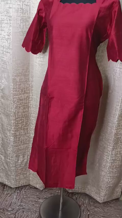 Women's Maroon Long Kurti – Scallop Neck | Elbow Sleeves
